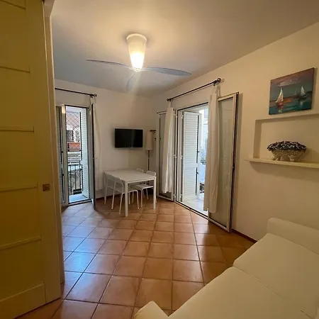 La Casa Di Tina Apartment